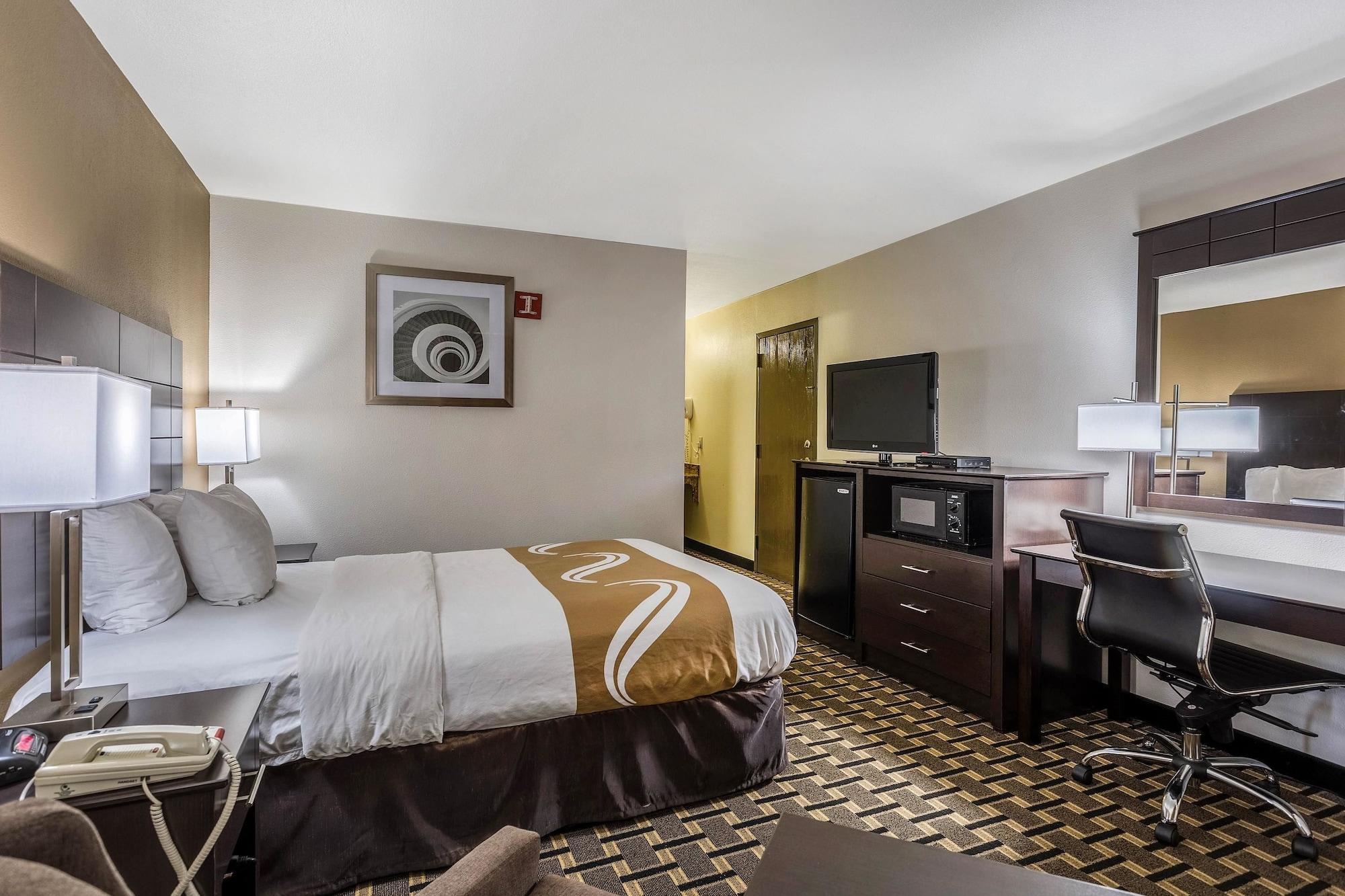Quality Inn Tupelo Exterior photo