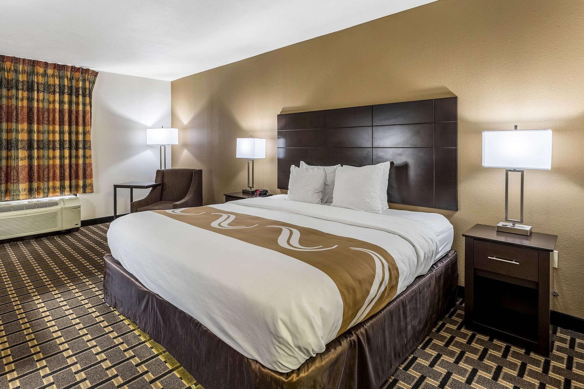 Quality Inn Tupelo Exterior photo