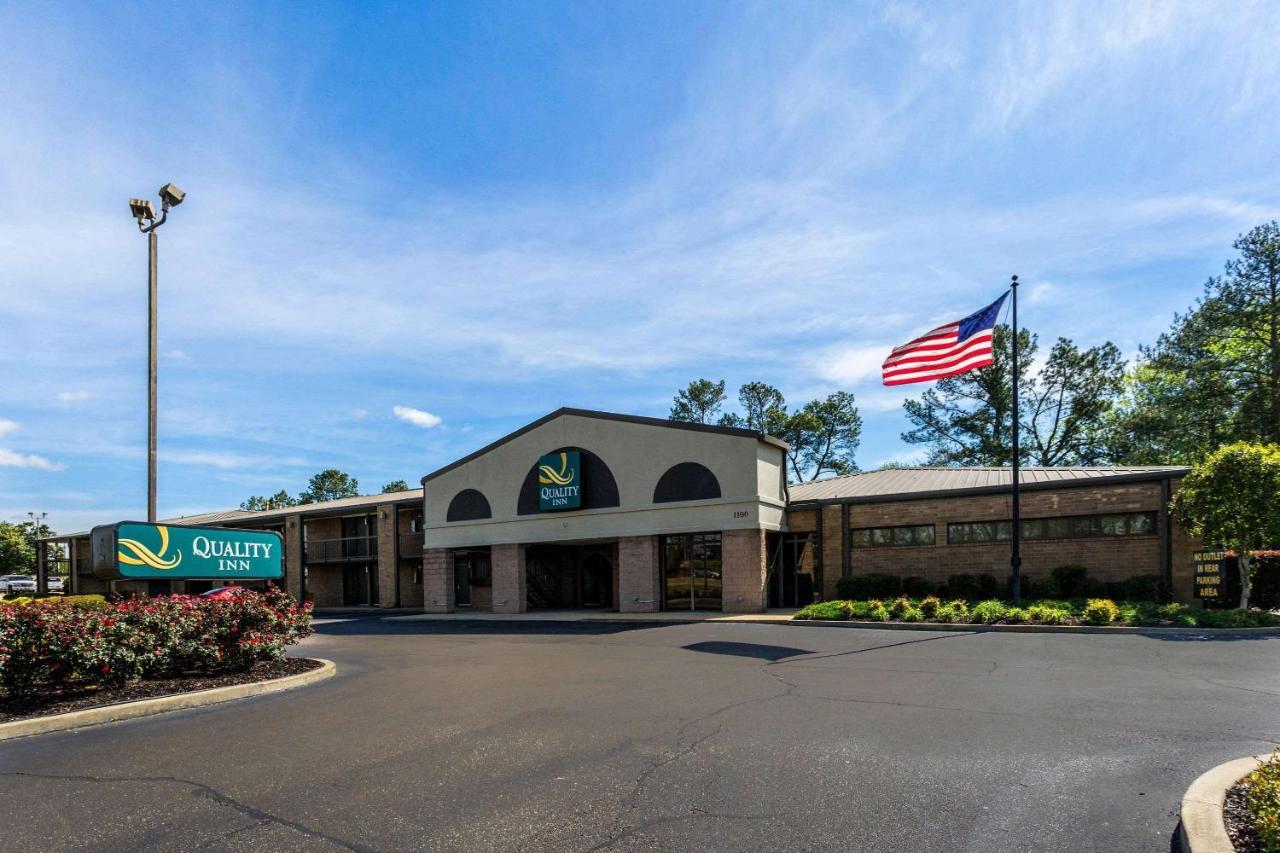 Quality Inn Tupelo Exterior photo